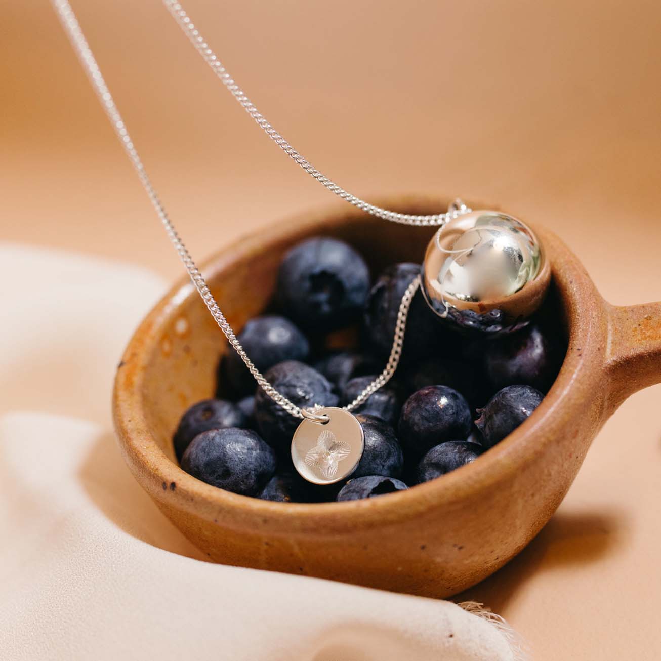 Harmony necklace Silver Roman Cross