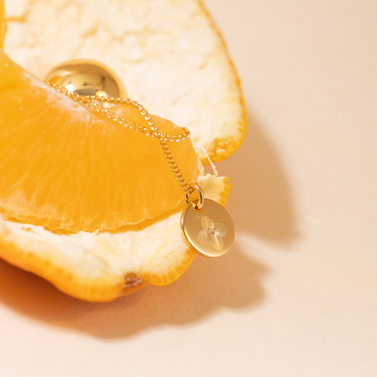 Harmony necklace Gold Roman Cross