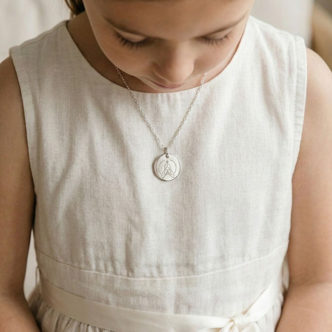 Silver baptismal medal The Benevolent Virgin