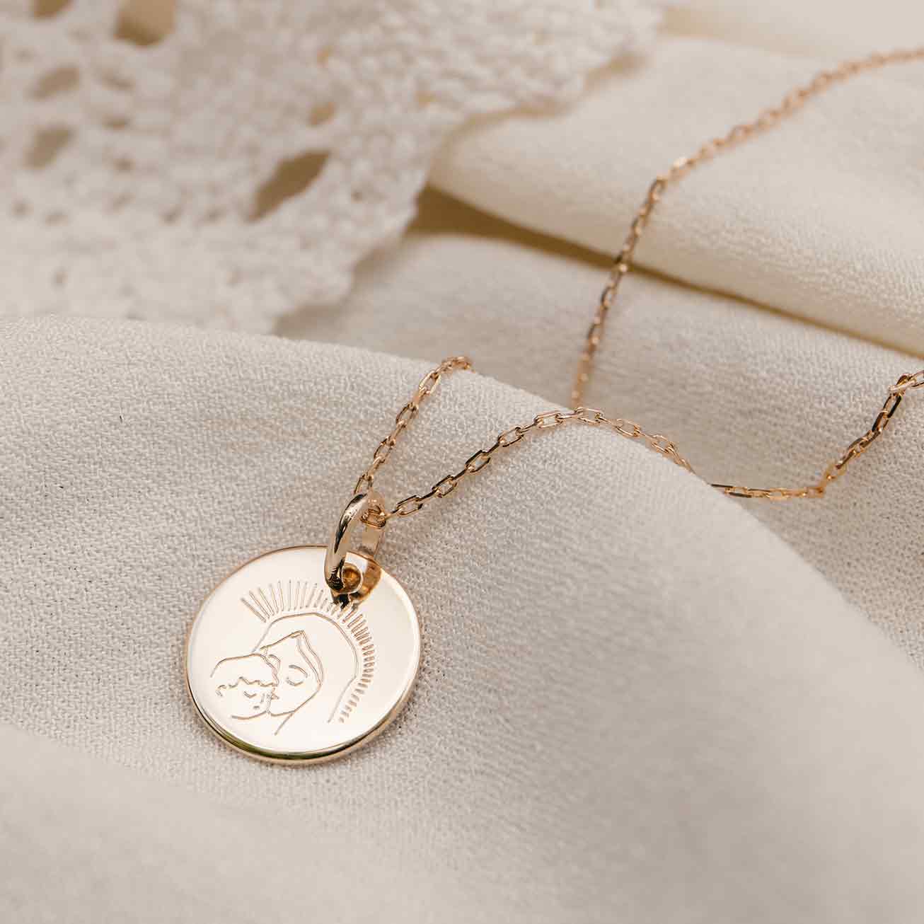 Baptismal medal Virgin and Child